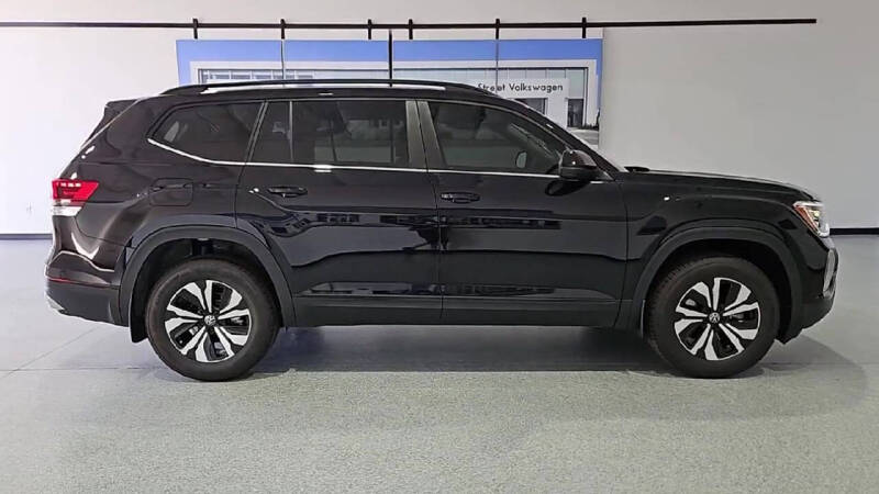 2026 Volkswagen Atlas SE