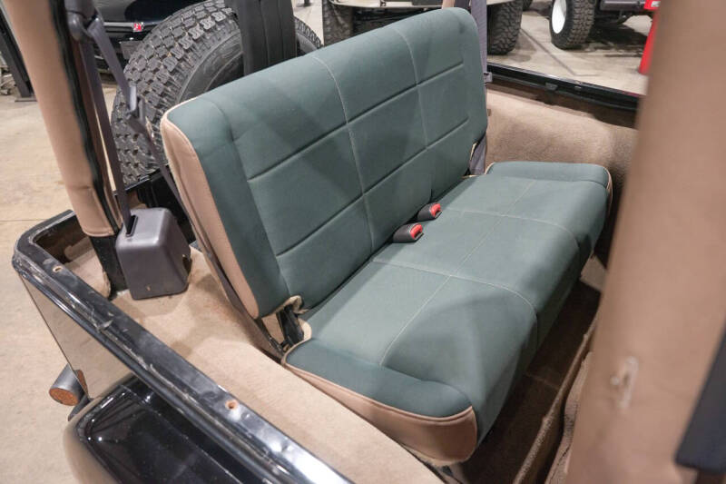 2002 Jeep Wrangler Sahara