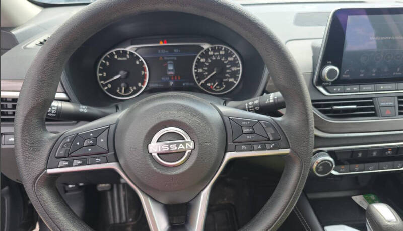 2023 Nissan Altima 2.5 SV