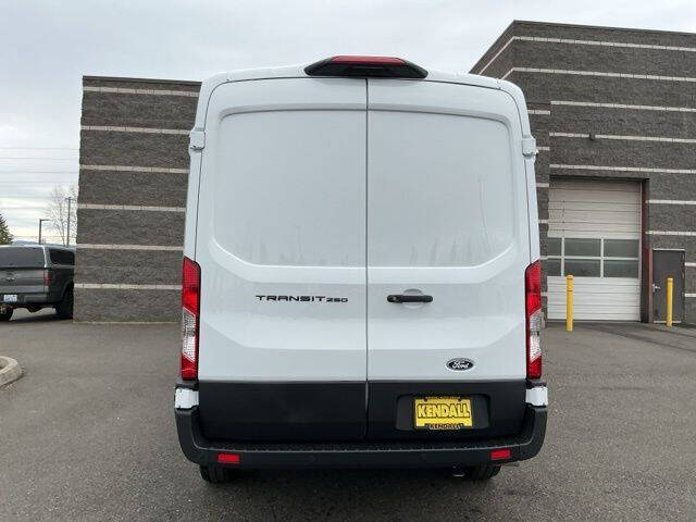 2026 Ford Transit 250