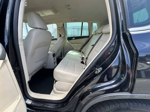 2011 Volkswagen Tiguan S