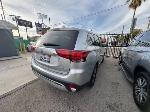 2019 Mitsubishi Outlander SE