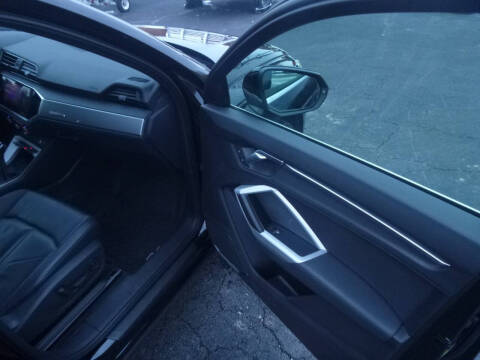 2020 Audi Q3 quattro Premium Plus 45 TFSI