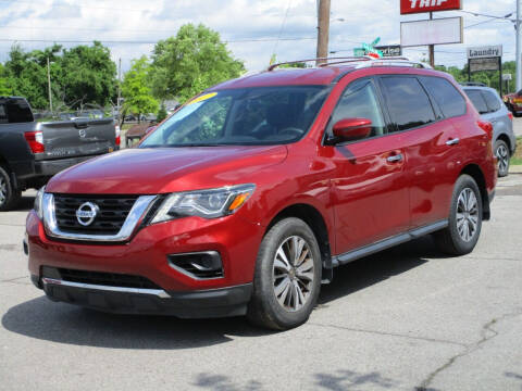 2017 Nissan Pathfinder SL