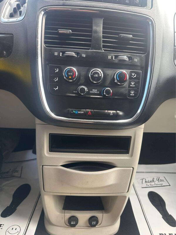 2013 Dodge Grand Caravan SE