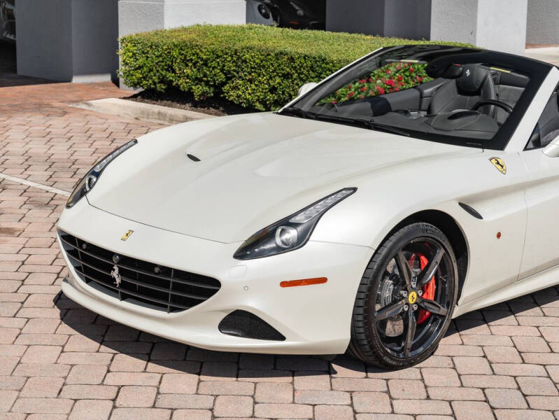2015 Ferrari California T