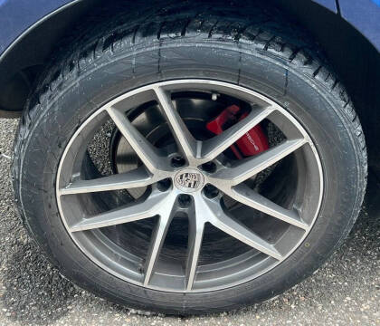 2022 Porsche Macan S