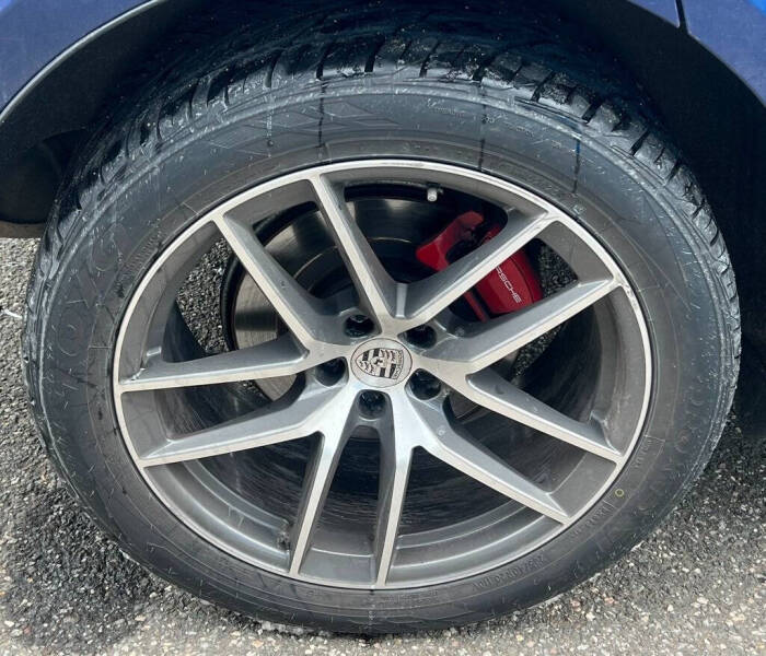 2022 Porsche Macan S