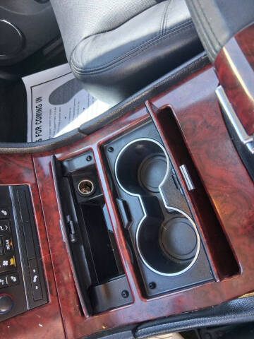2011 Cadillac Escalade Luxury