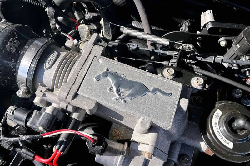 2002 Ford Mustang GT Deluxe