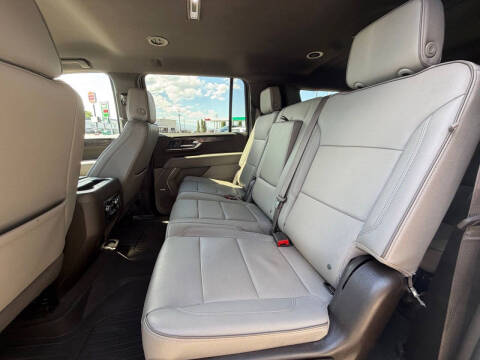 2025 GMC Yukon XL Elevation