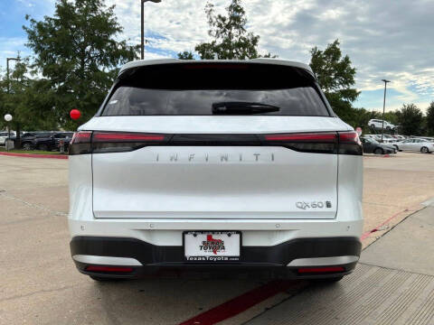 2026 Infiniti QX60 Luxe