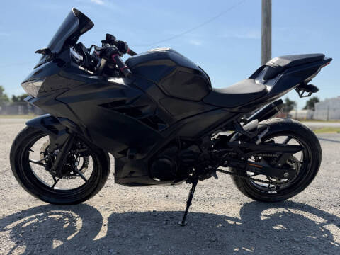 2018 Kawasaki Ninja 400 (ABS)
