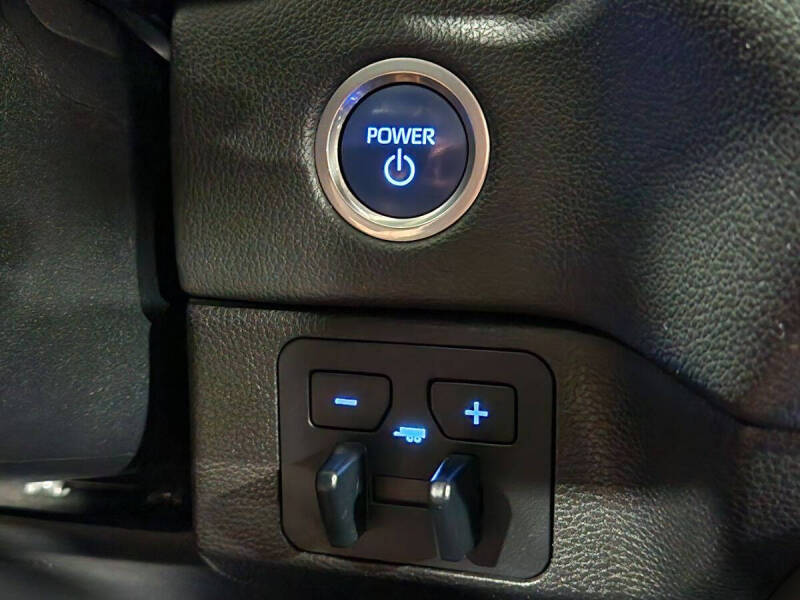 2023 Toyota Tundra Limited HV