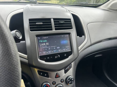 2015 Chevrolet Sonic LT Auto