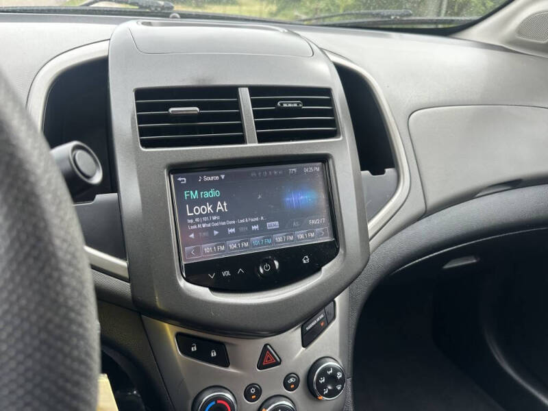 2015 Chevrolet Sonic LT Auto