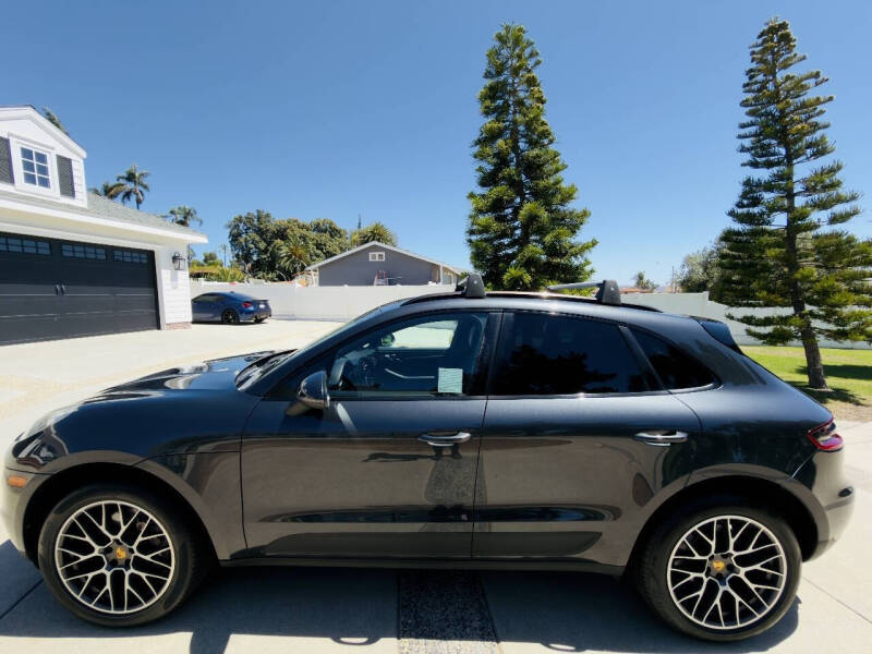 2018 Porsche Macan S