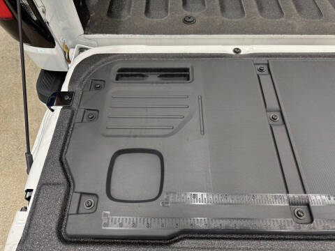 2023 Ford F-150 Lightning XLT