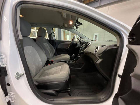 2017 Chevrolet Sonic LT Auto Fleet