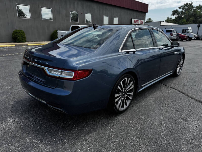 2019 Lincoln Continental Select