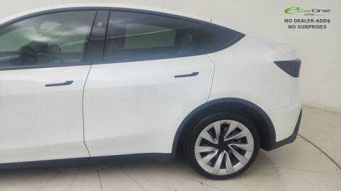 2026 Tesla Model Y Premium