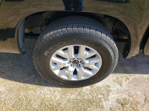 2023 Nissan Frontier SV