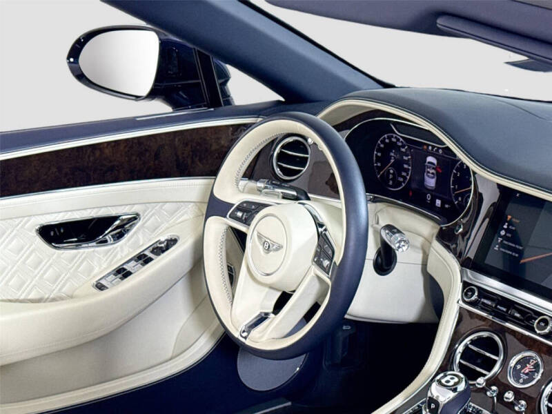 2020 Bentley Continental GTC V8