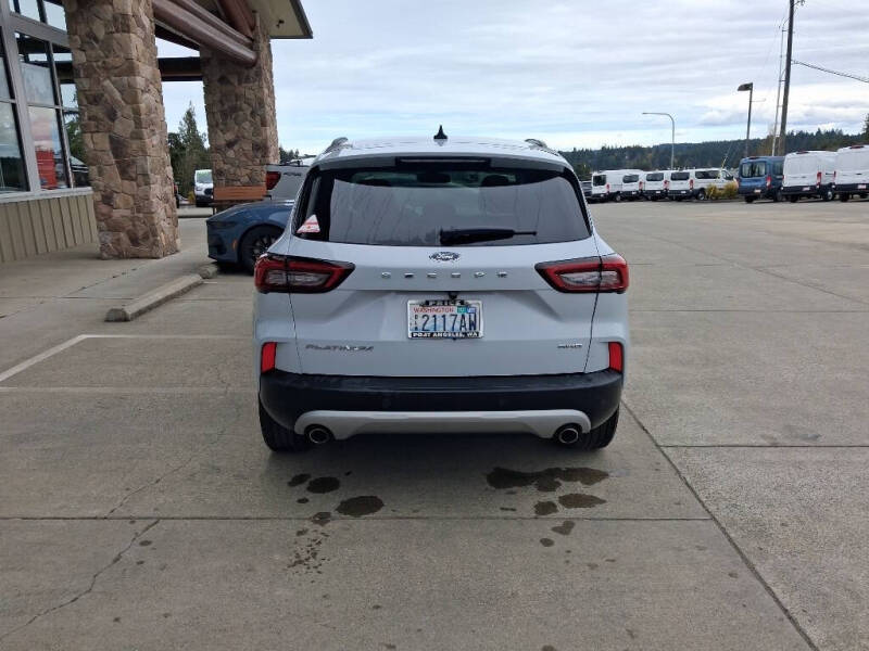 2025 Ford Escape Platinum
