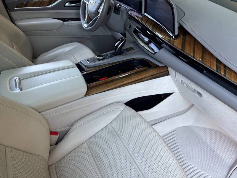 2021 Cadillac Escalade Sport Platinum