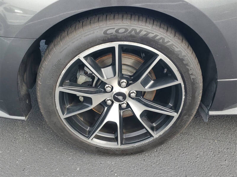 2020 Ford Mustang EcoBoost Premium