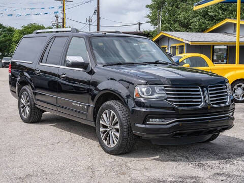 2017 Lincoln Navigator L Select