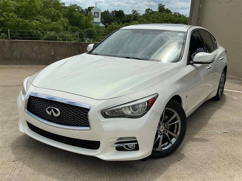2015 Infiniti Q50