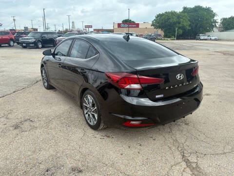 2019 Hyundai Elantra SEL