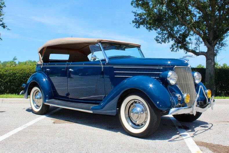 1936 Ford Deluxe