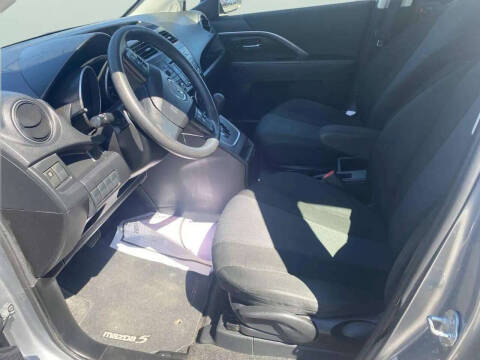 2015 Mazda MAZDA5 Sport