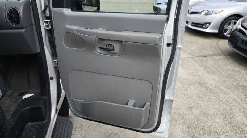 2006 Ford E-Series E-150