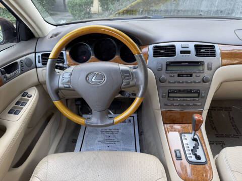 2005 Lexus ES 330