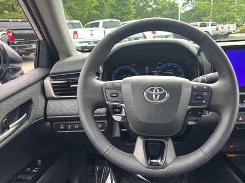 2025 Toyota Camry XLE