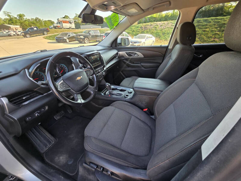 2018 Chevrolet Traverse LT Cloth