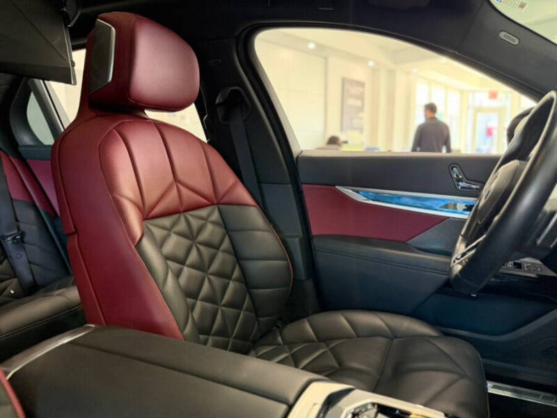 2024 BMW 7 Series 740i