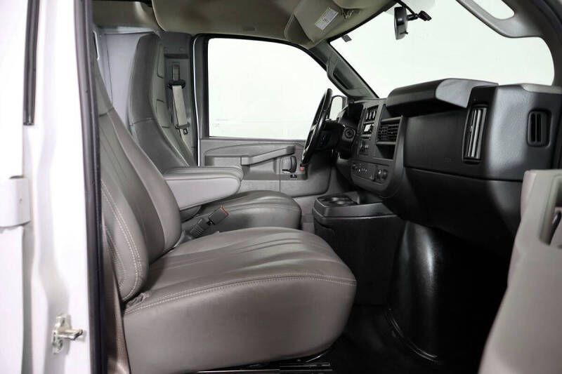 2018 Chevrolet Express 2500