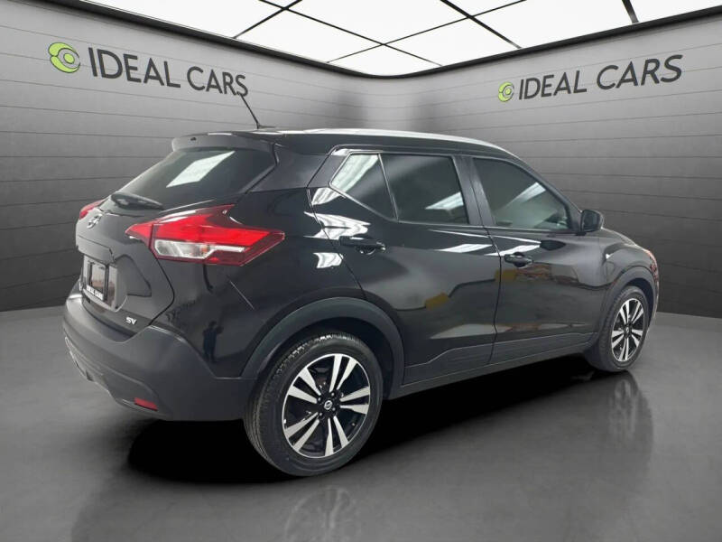 2019 Nissan Kicks SV