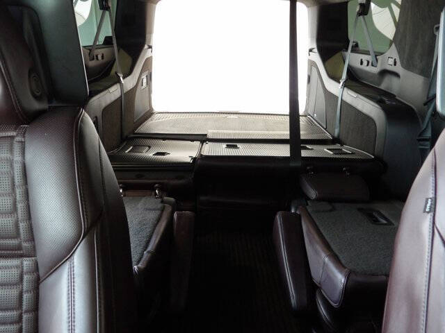 2023 Cadillac Escalade ESV Premium Luxury Platinum