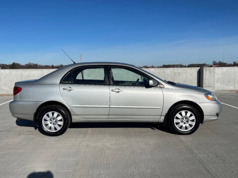 2004 Toyota Corolla LE