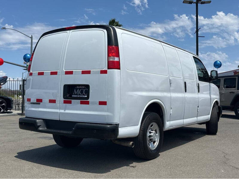 2021 Chevrolet Express 2500