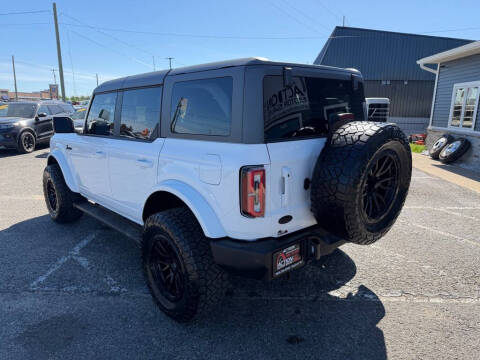 2024 Ford Bronco Outer Banks