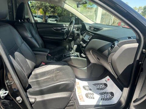 2018 Nissan Rogue Sport SL