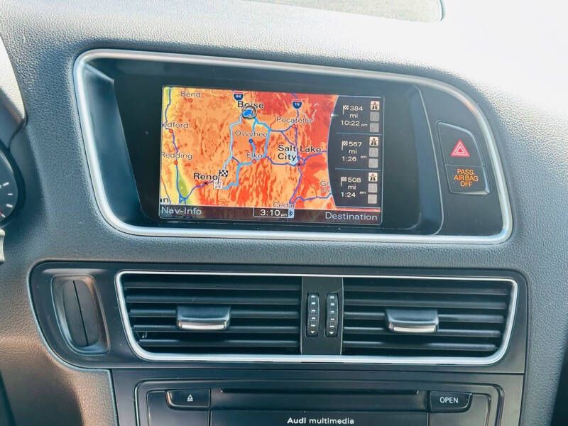 2012 Audi Q5 2.0T quattro Premium Plus