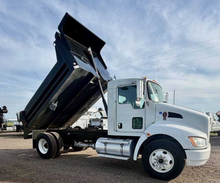 2010 Kenworth T-370