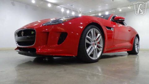 2016 Jaguar F-TYPE R